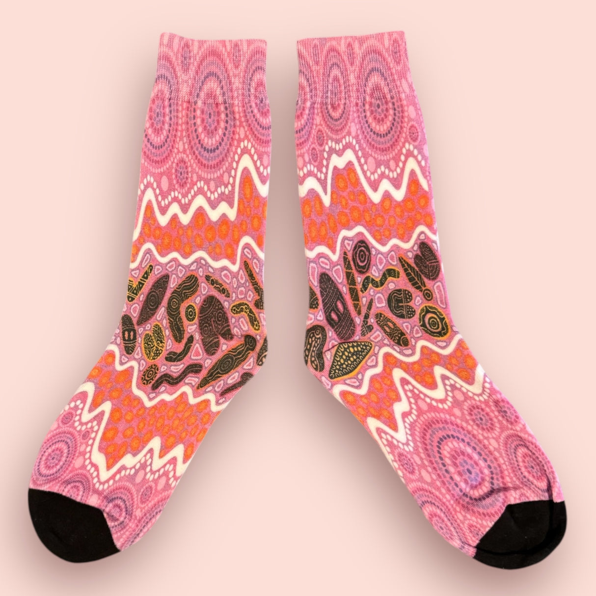 Ngar dang wer mandja (Hunt and Gather) Aboriginal socks